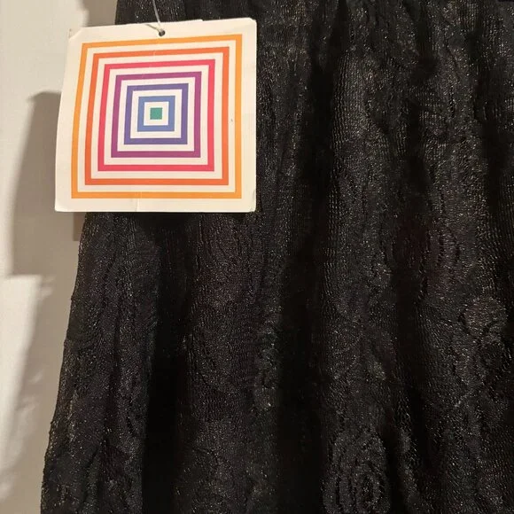 LulaRoe Black Lace Lucy skirt Size: Medium - Picture 9 of 11